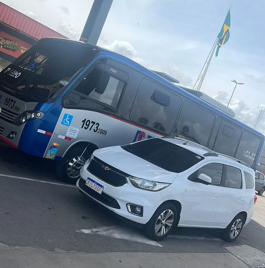 Frota de Micro-ônibus e Spin da DS Turismo