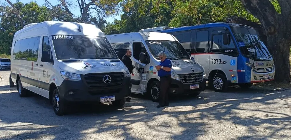 Micro-ônibus e Vans com Motorista