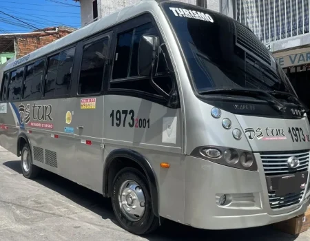 Micro ônibus DSTur